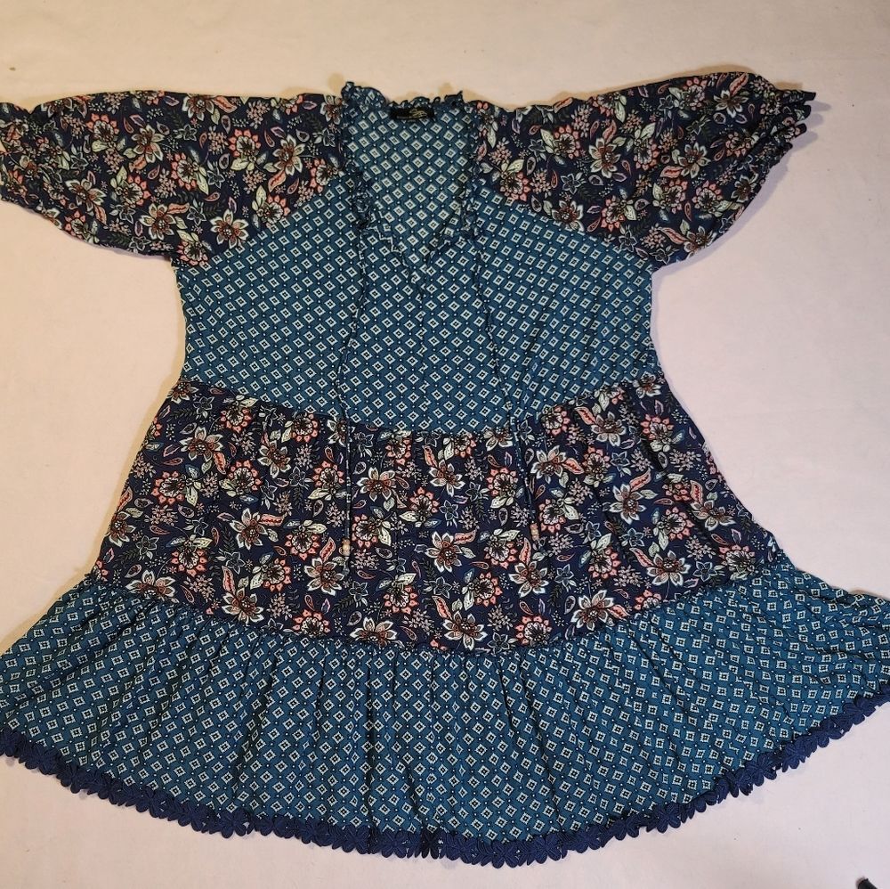 0882. Suzanne Betro ~ Bohemian Beauty ~ Perfect w/ Leggings and Boots! - Picture 3 of 12